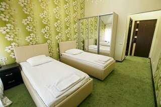 Гостиница Рай Иваново Двухместный номер с 2 отдельными кроватями-1